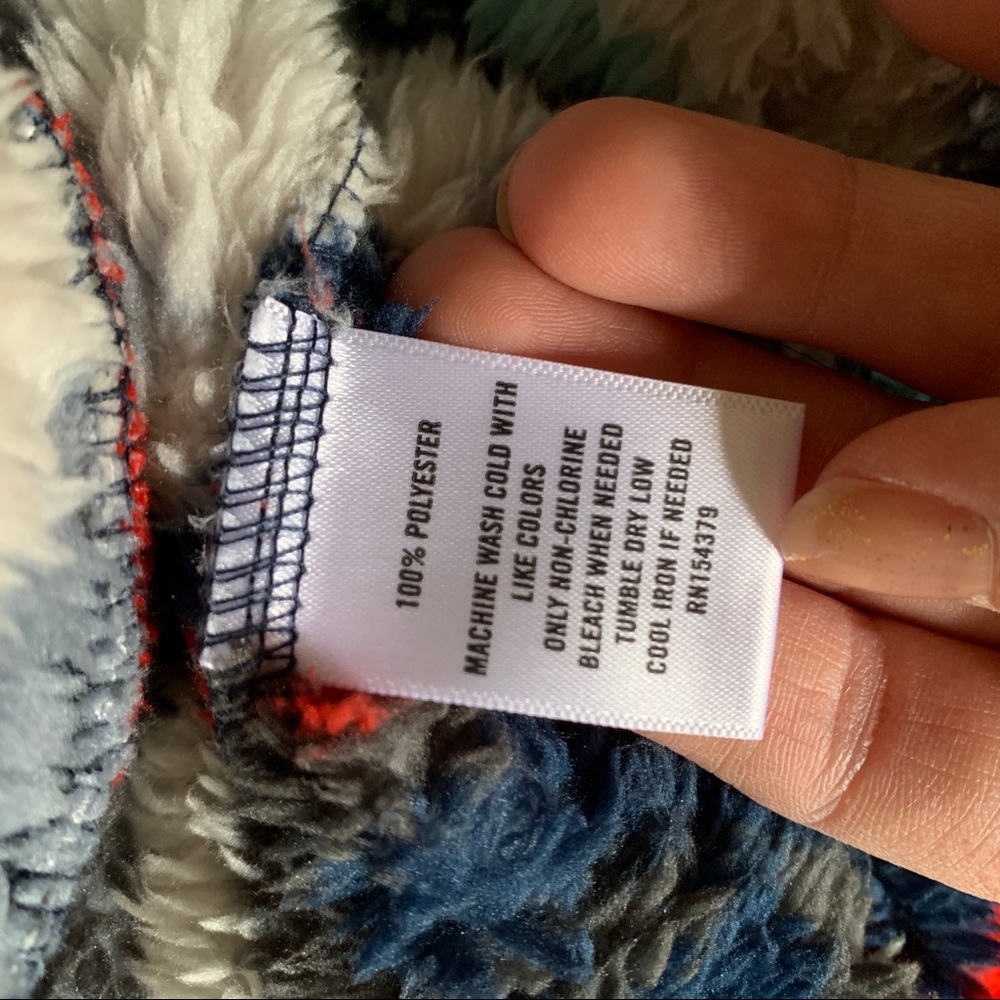 NWOT Aero Cropped Sherpa Quarter Zip - Picture 4 of 5